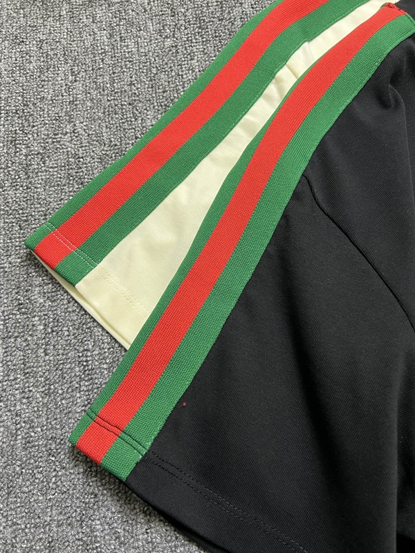 ブランドTシャツ細部ディテール